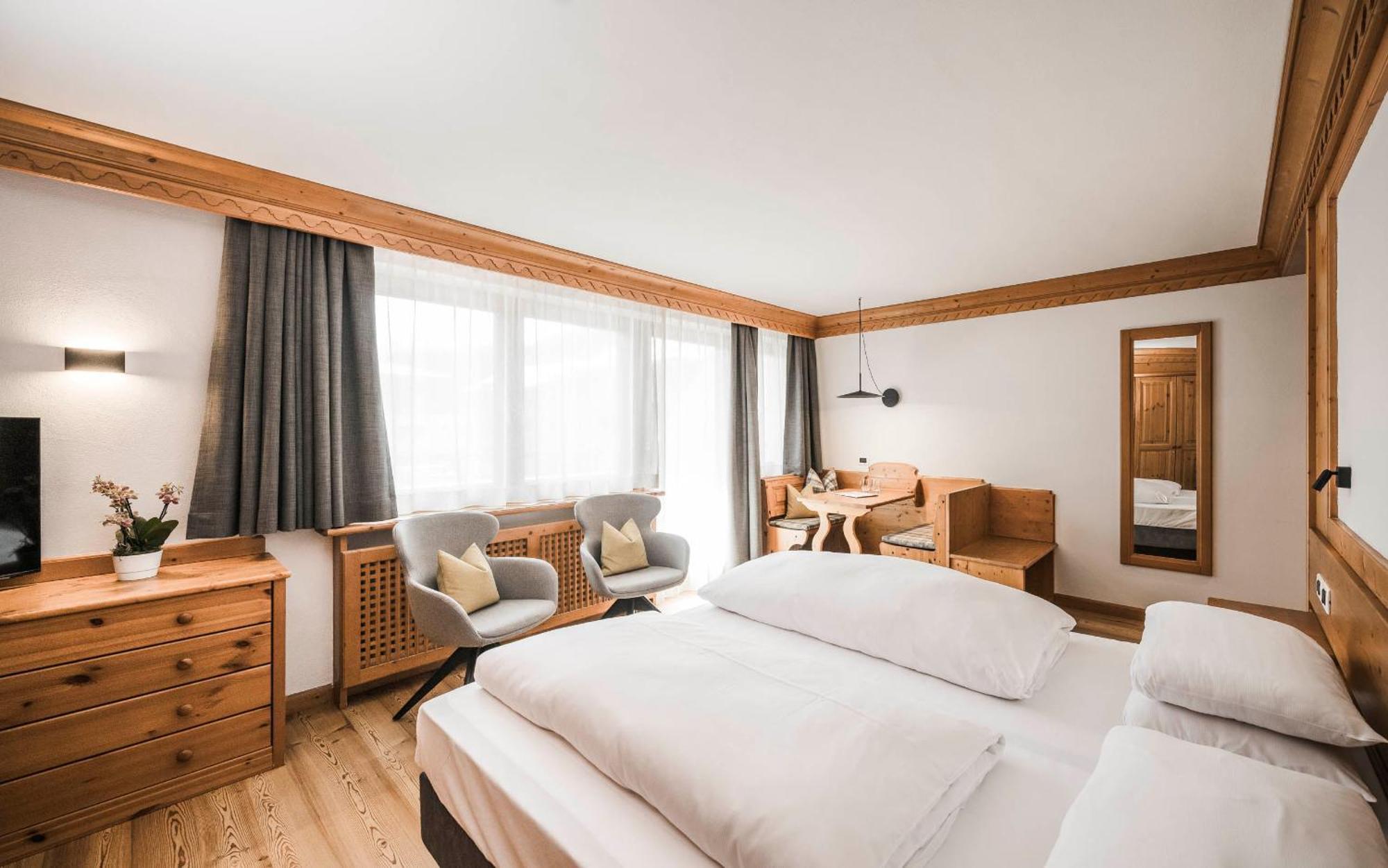 Hotel Ladinia La Villa  Ngoại thất bức ảnh