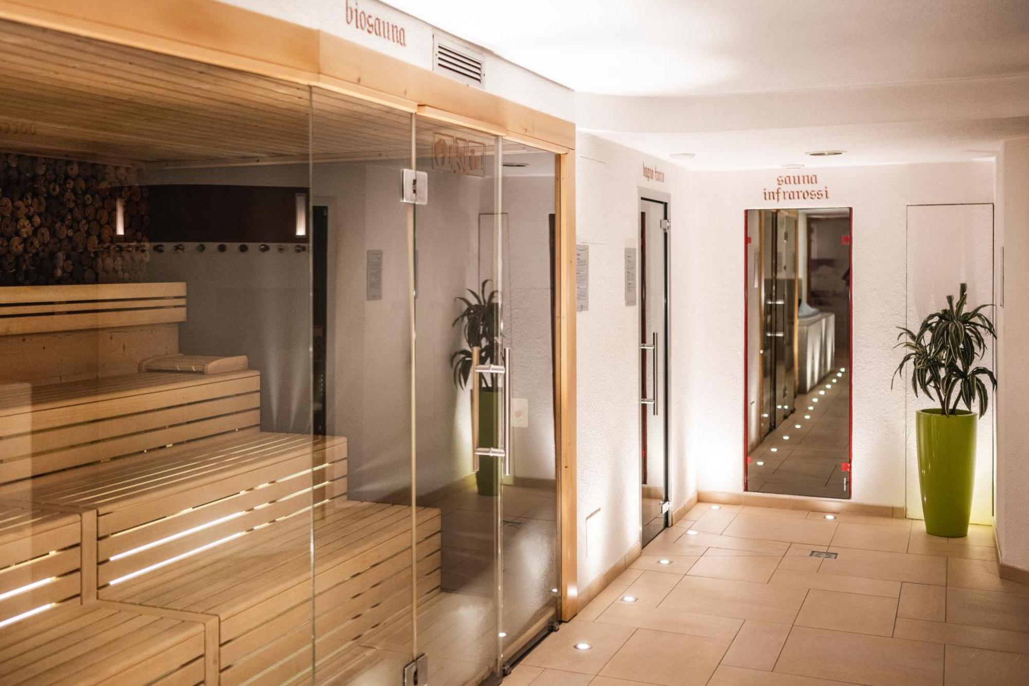 Hotel Ladinia La Villa  Ngoại thất bức ảnh