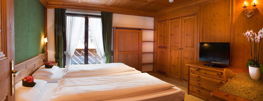 Hotel Ladinia La Villa  Ngoại thất bức ảnh